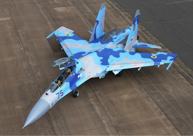 Ukrainian_Air_Force_Sukhoi_Su-27UB_Lofting